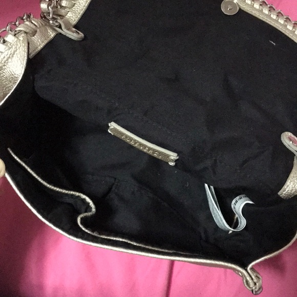 FOREVER 21 GOLD PURSE - Picture 3 of 3